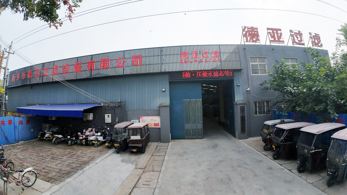 厂门.jpg